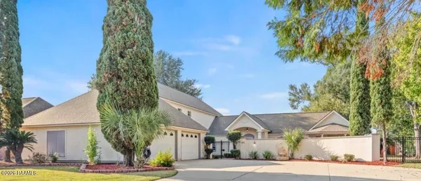 $450,000 | 100 Remington Drive, Lafayette, LA 70503