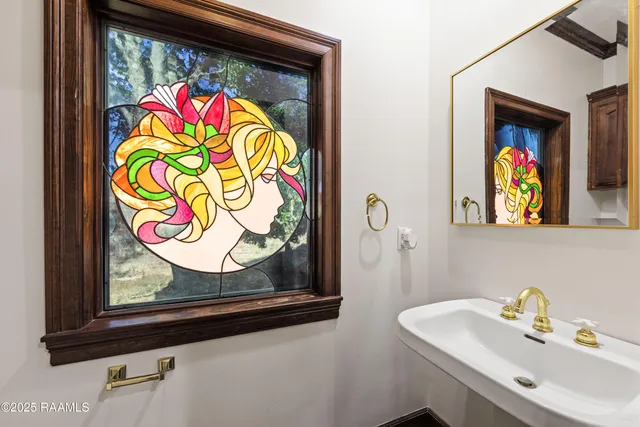 $450,000 | 100 Remington Drive, Lafayette, LA 70503