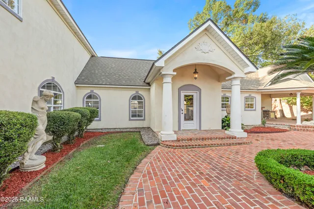 $450,000 | 100 Remington Drive, Lafayette, LA 70503