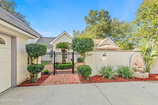 $450,000 | 100 Remington Drive, Lafayette, LA 70503