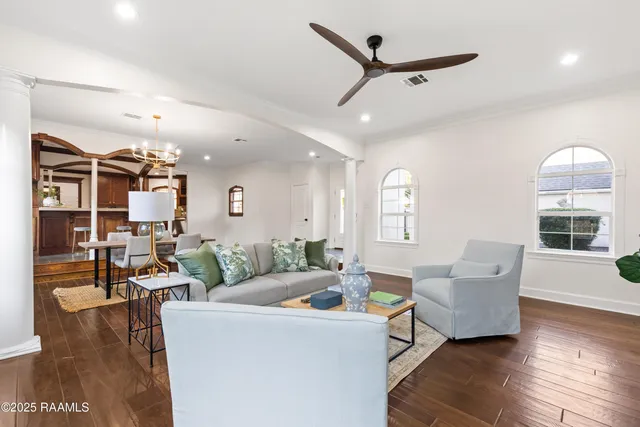 $450,000 | 100 Remington Drive, Lafayette, LA 70503