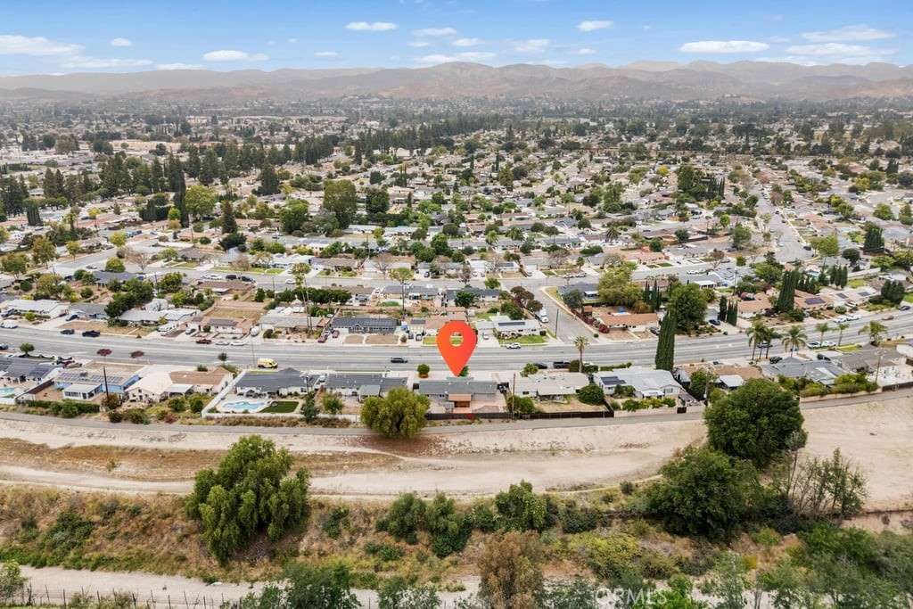3554 Royal Simi Valley, CA 93063 - Photo 4 of 56
