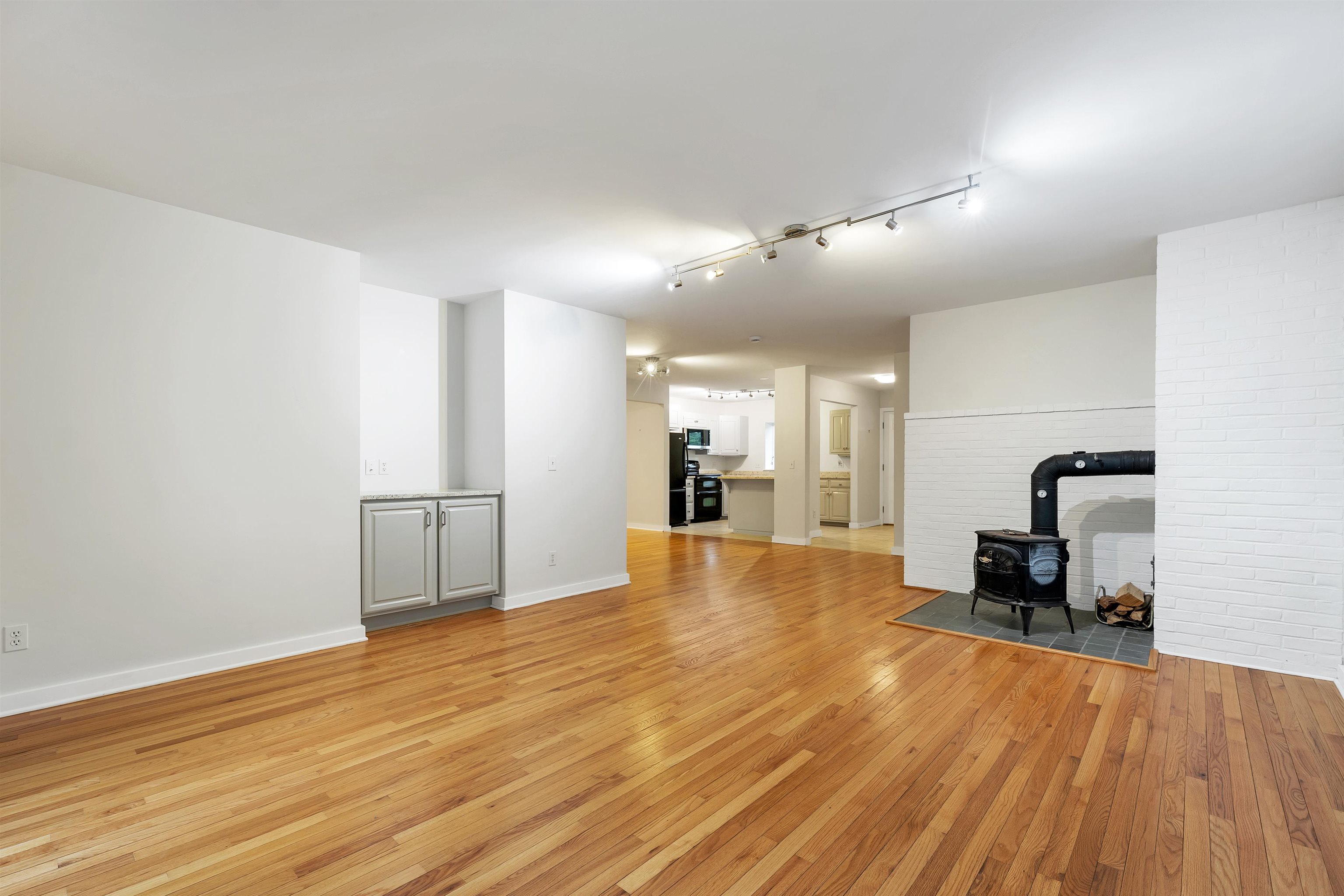1 Wheelock Wood Hanover, NH 03755 - Photo 13 of 36