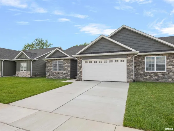 $425,000 | 1703 Ambleside Drive, Springfield, IL 62711