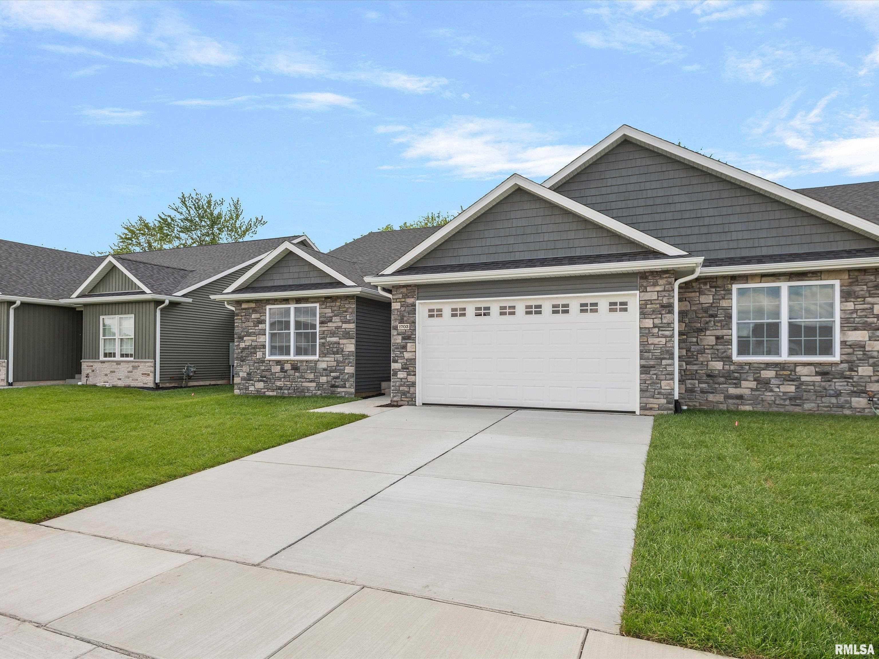 1703 Ambleside Drive Springfield, IL 62711 - Photo 3 of 46