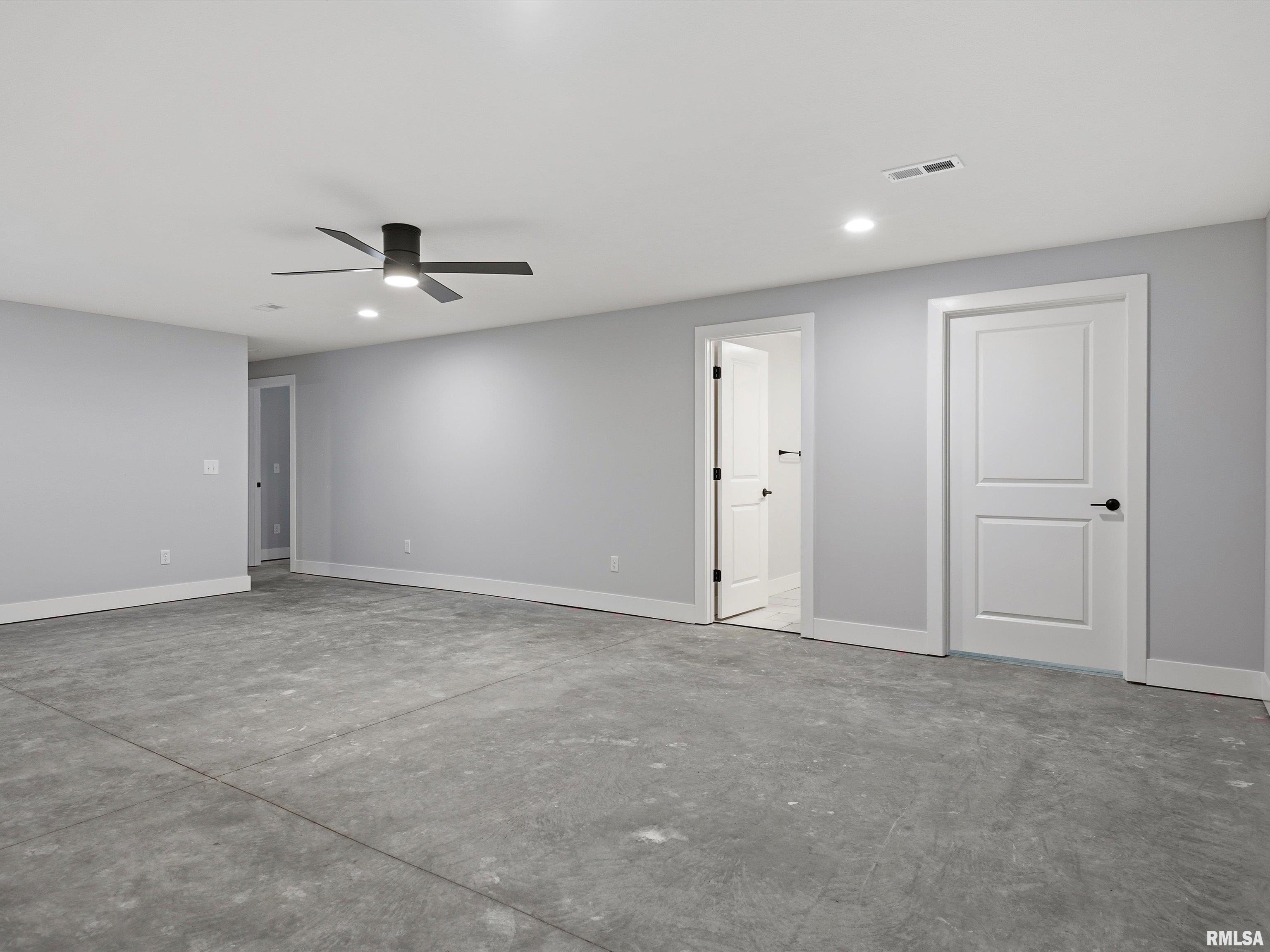1703 Ambleside Drive Springfield, IL 62711 - Photo 31 of 46