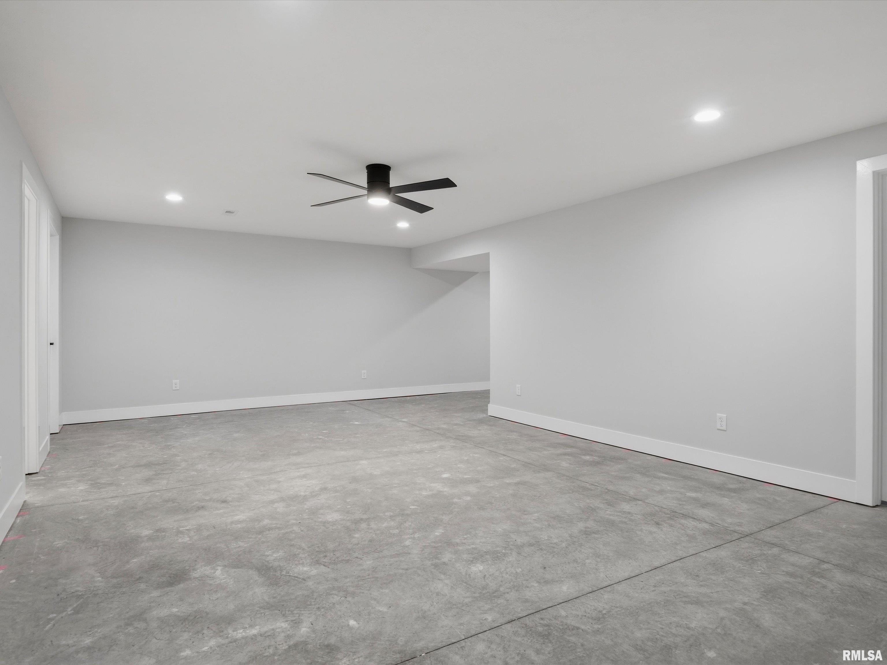 1703 Ambleside Drive Springfield, IL 62711 - Photo 33 of 46