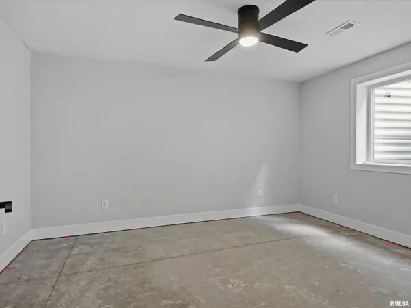 $425,000 | 1703 Ambleside Drive, Springfield, IL 62711