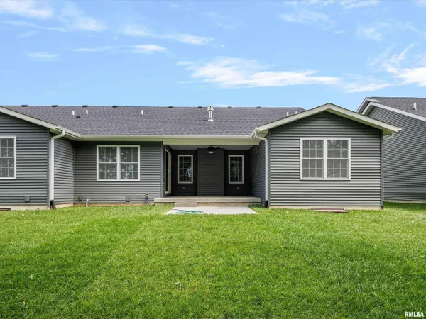 $425,000 | 1703 Ambleside Drive, Springfield, IL 62711