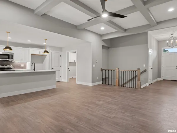 $425,000 | 1703 Ambleside Drive, Springfield, IL 62711
