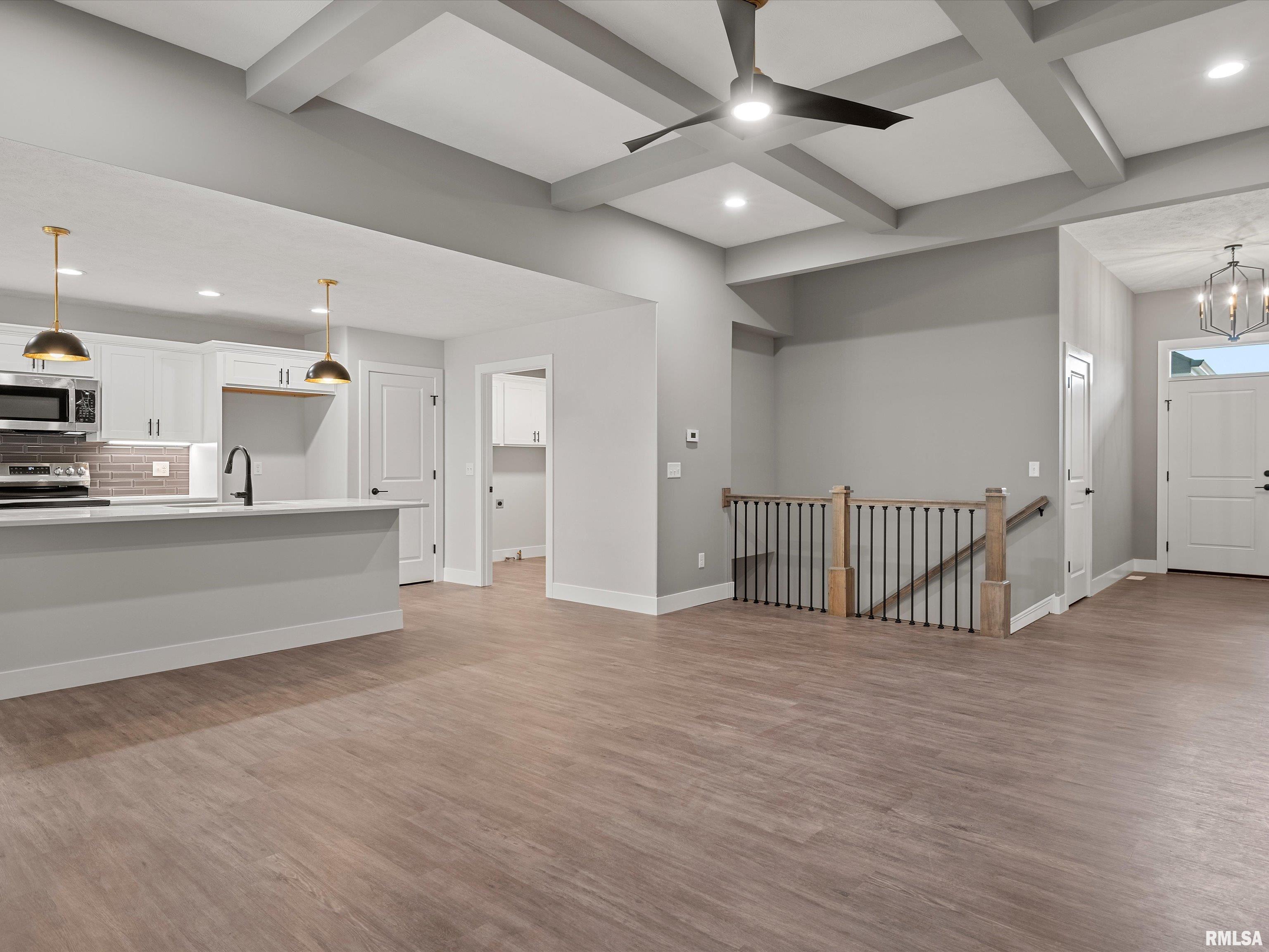 1703 Ambleside Drive Springfield, IL 62711 - Photo 8 of 46