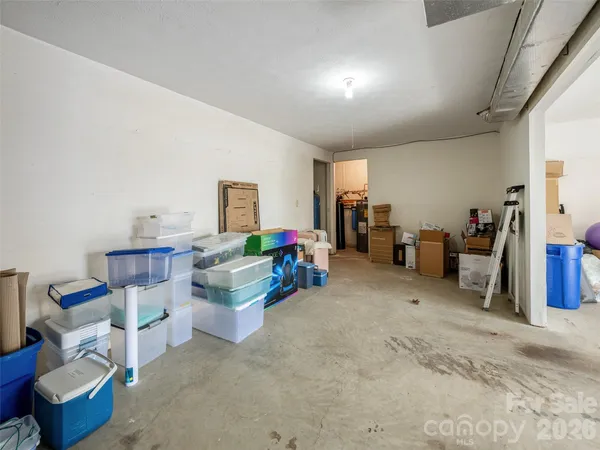 $195,000 | 103 Oakwood Place, Unit 4, Hendersonville, NC 28792