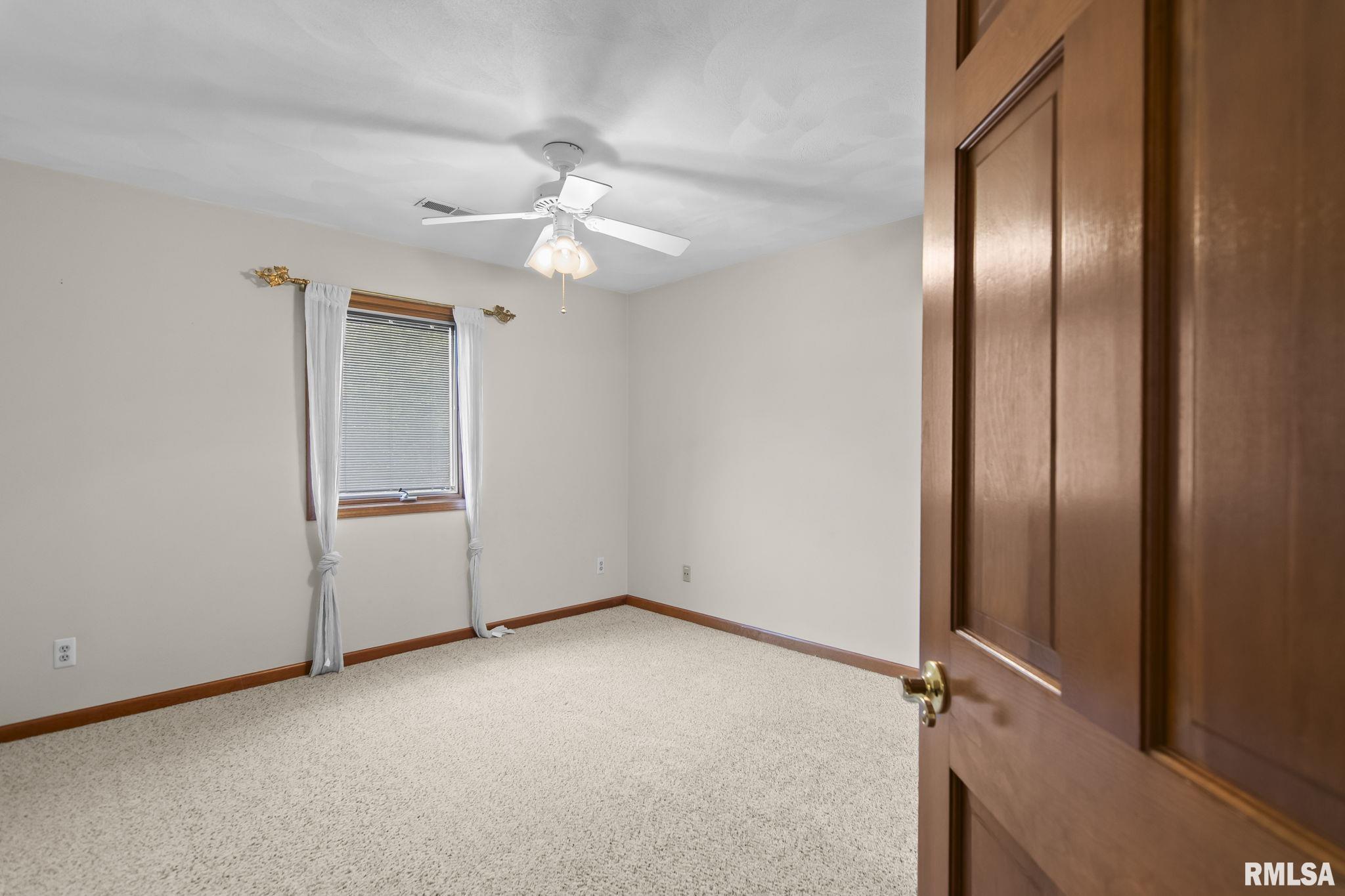 401 Colbrook Drive Springfield, IL 62702 - Photo 45 of 65