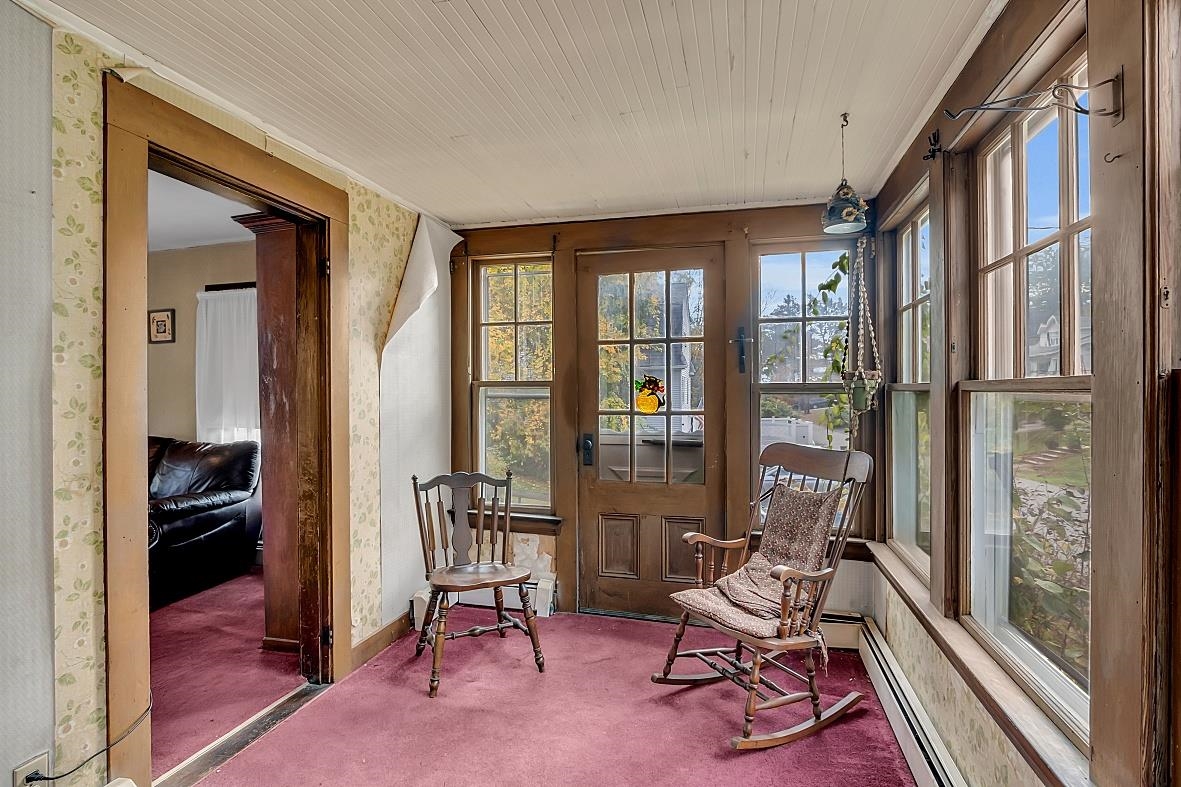 14 Spring Street Salem, NH 03079 - Photo 5 of 28 Gallery Image 5