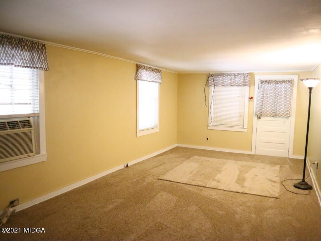 3388 Mogul Road Macon, GA 31217 - Photo 8 of 19 8 Living Room