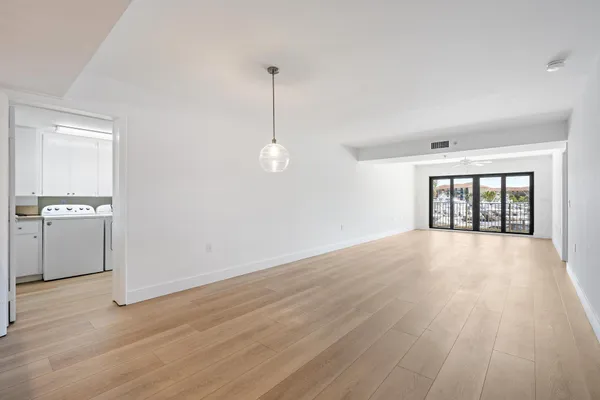 $3,200 | 1501 Marina Isle Way, Unit 202, Jupiter, FL 33477