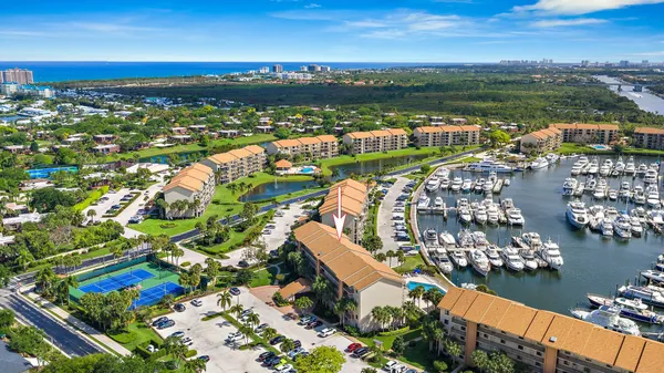 $3,200 | 1501 Marina Isle Way, Unit 202, Jupiter, FL 33477