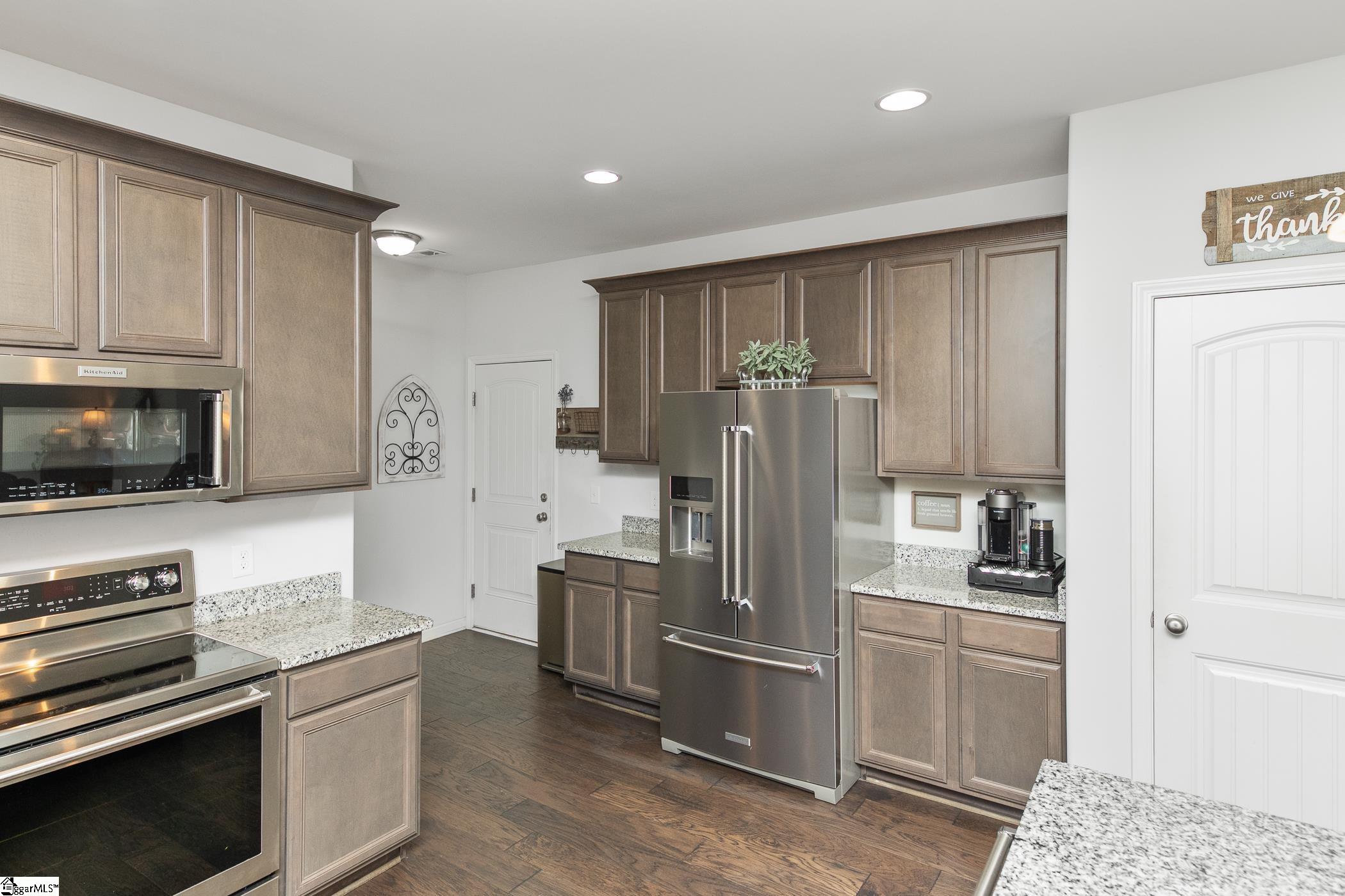 304 Ellsberry Way Greer, SC 29651 - Photo 8 of 28