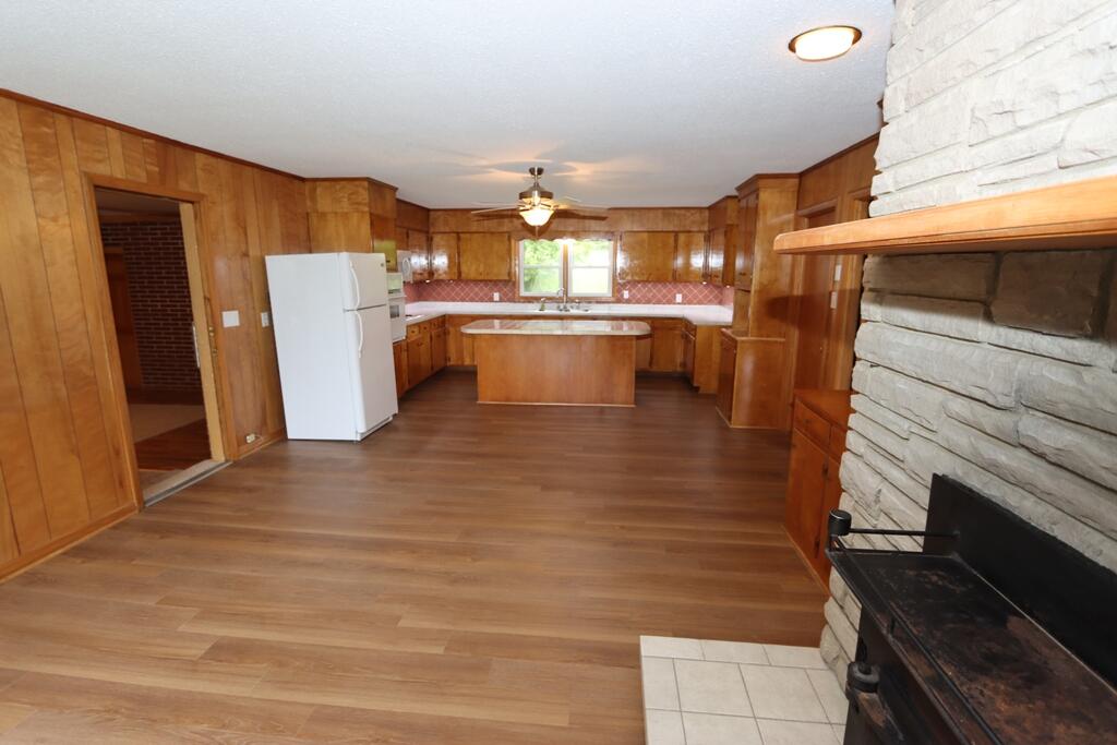 37358 Lee Highway Glade Spring, VA 24340 - Photo 11 of 37 12