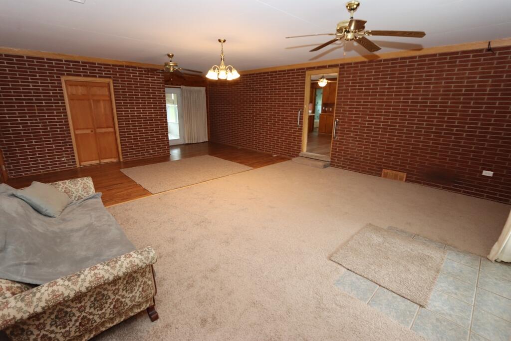 37358 Lee Highway Glade Spring, VA 24340 - Photo 20 of 37 21