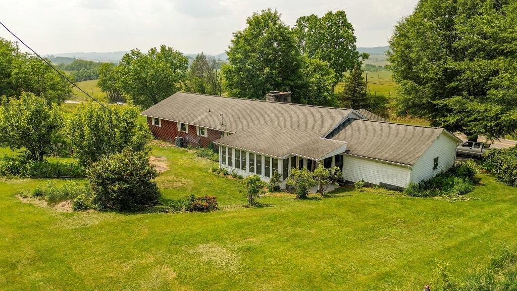 37358 Lee Highway Glade Spring, VA 24340 - Photo 30 of 37 31