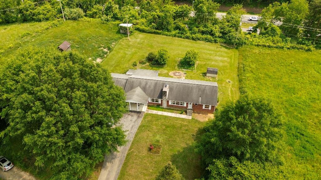 37358 Lee Highway Glade Spring, VA 24340 - Photo 31 of 37 32