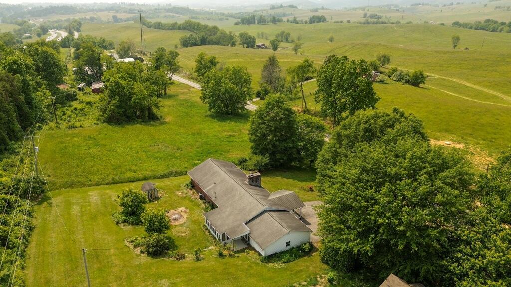 37358 Lee Highway Glade Spring, VA 24340 - Photo 33 of 37 34