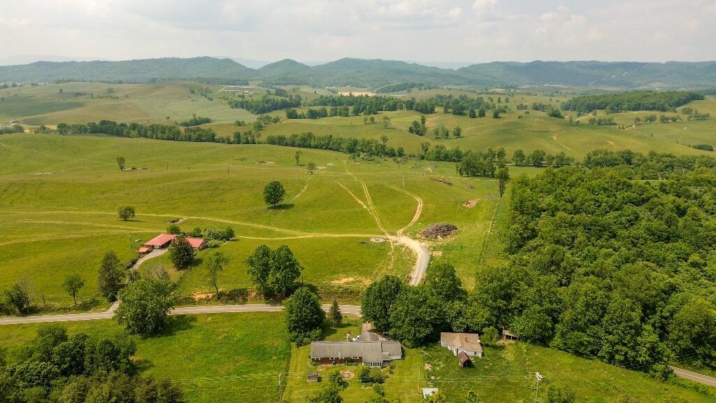 37358 Lee Highway Glade Spring, VA 24340 - Photo 37 of 37 38