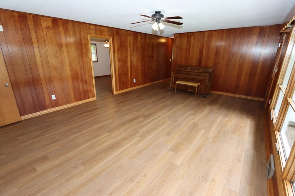 37358 Lee Highway Glade Spring, VA 24340 - Photo 6 of 37 7