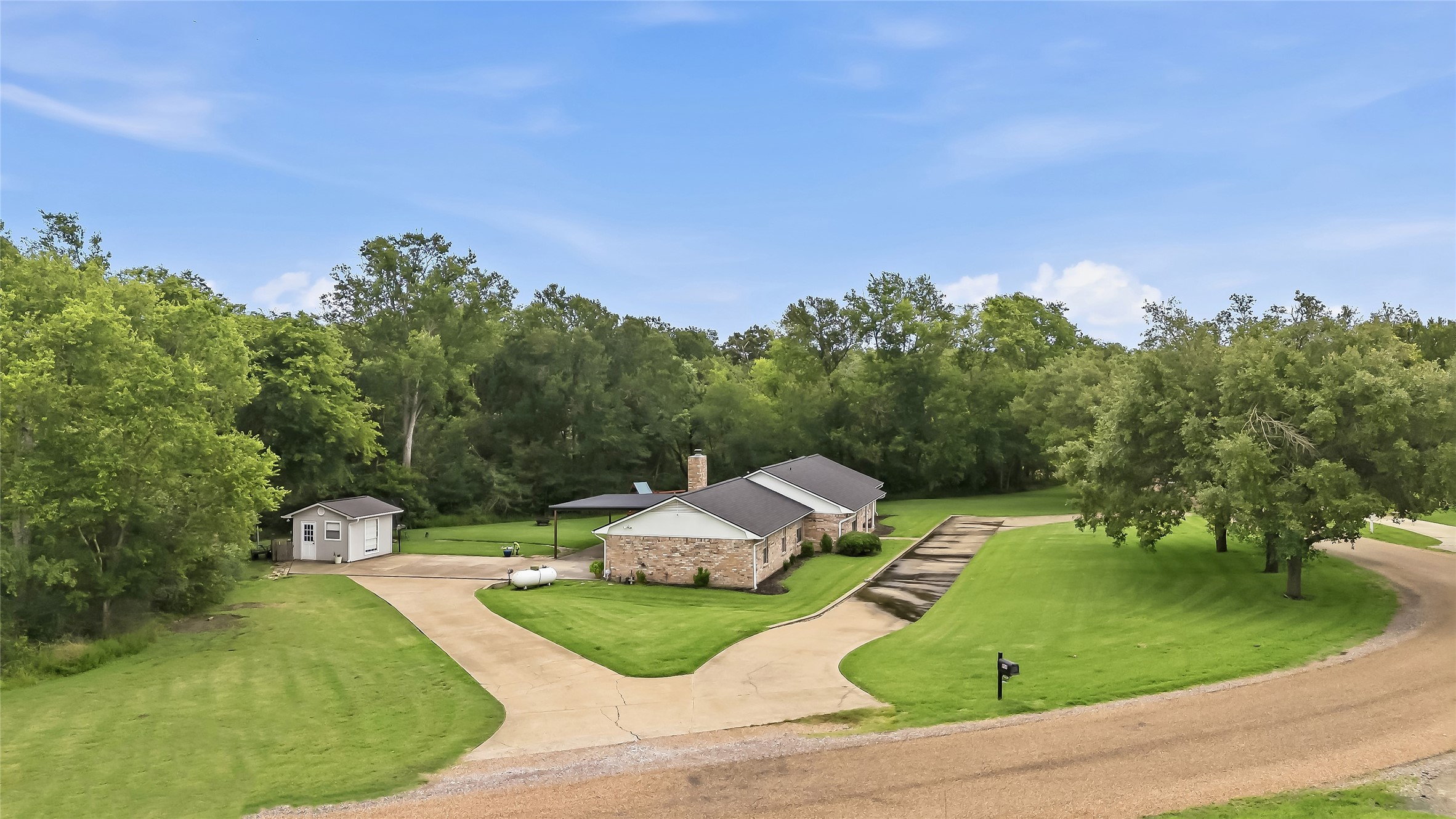 906 Standley Road Madisonville, TX 77864 - Photo 39 of 40 an aerial view of a house