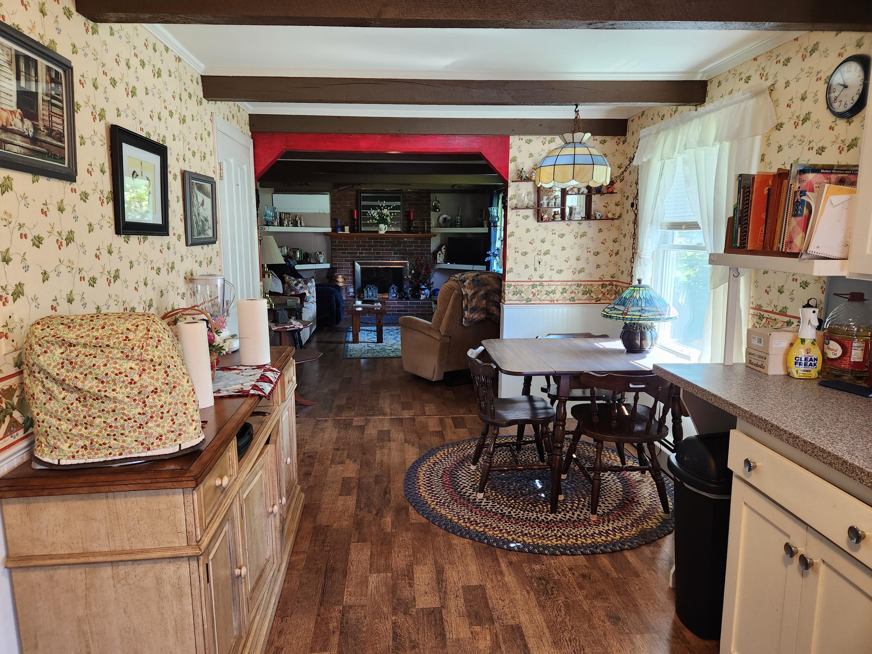 286 Washington Road Jefferson, ME 04348 - Photo 4 of 21 BrownKitchen1