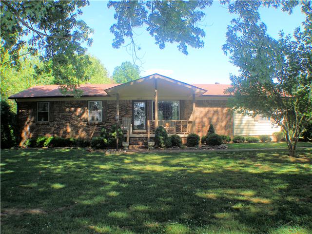 1077 Liberty Road Winchester, TN 37398 - Photo 1 of 20 Home has plenty of living space for everyone! Roof on house installed 2010, HVAC installed 2011.