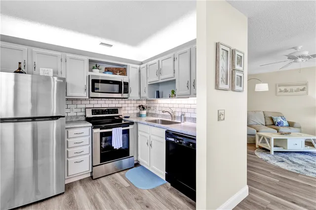 $174,000 | 107 Spring Lake Court, Unit 102, Vero Beach, FL 32962