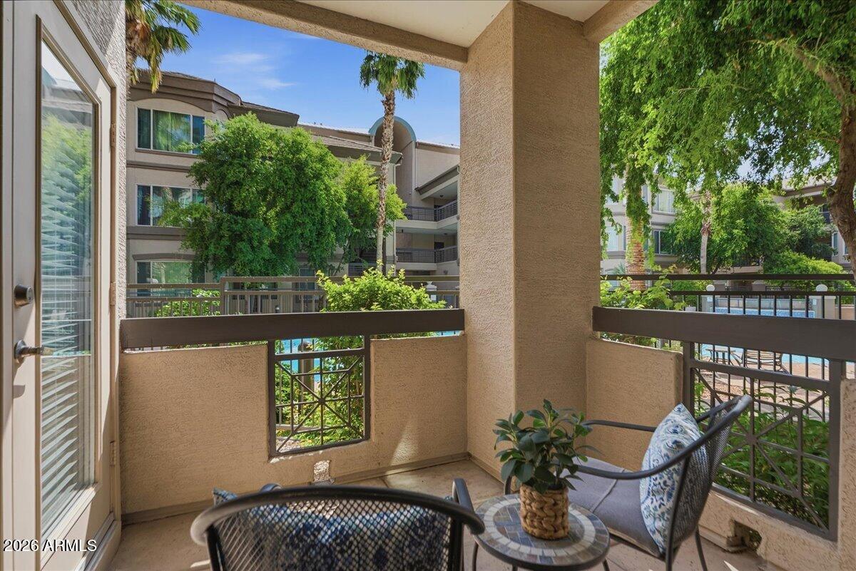 435 West Rio Salado Parkway, Unit 111 Tempe, AZ 85281 - Photo 30 of 44 30-435 W Rio Salado Pkwy #111_RedHogMedi