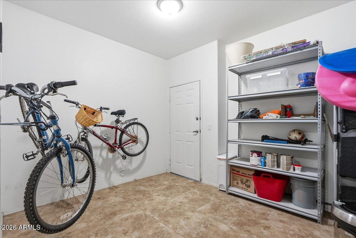 435 West Rio Salado Parkway, Unit 111 Tempe, AZ 85281 - Photo 32 of 44 33-435 W Rio Salado Pkwy #111_RedHogMedi