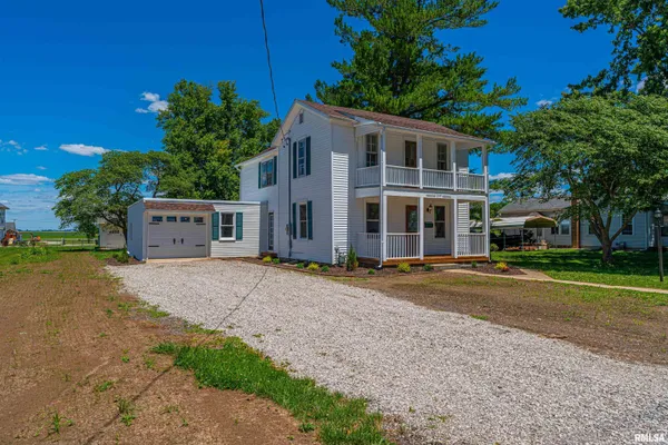 $150,000 | 209 Logan Street, Hartsburg, IL 62643