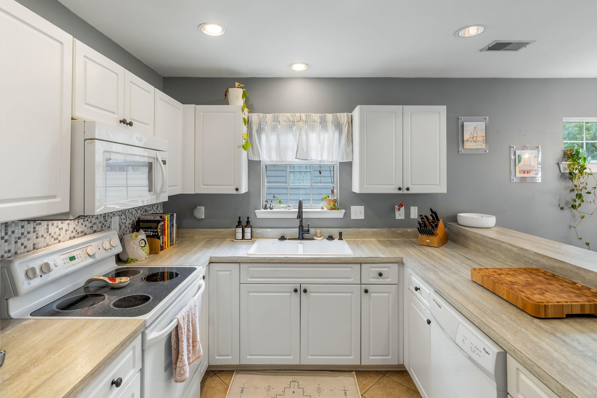 1322 Fenwick Plantation Road Johns Island, SC 29455 - Photo 5 of 16 5-web-or-mls-1322 Fenwick Plantation Rd