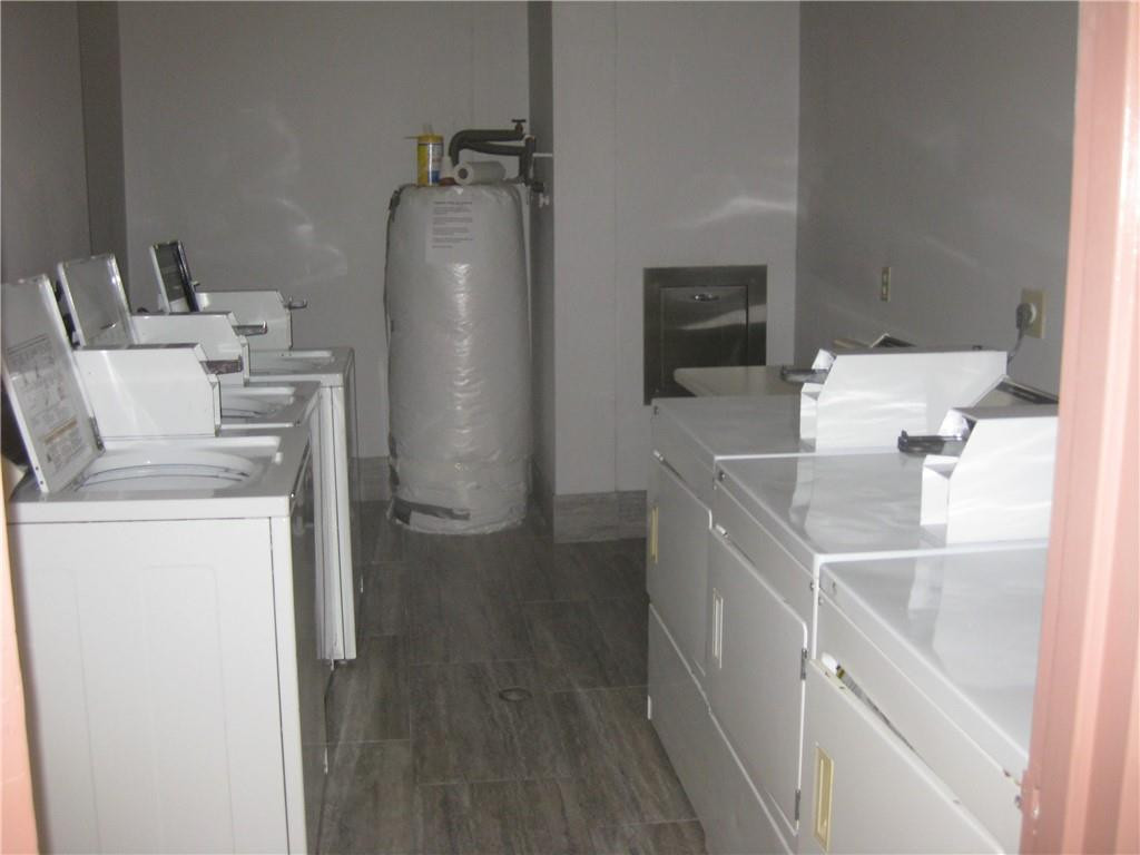 9355 Southwest 8th Street, Unit 220 Boca Raton, FL 33428 - Photo 8 of 10 Photo 8