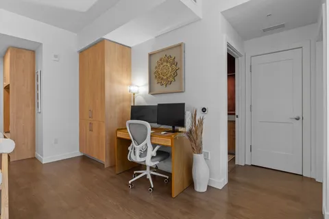 $579,998 | 1212 Demonbreun Street, Unit 1606, Nashville, TN 37203