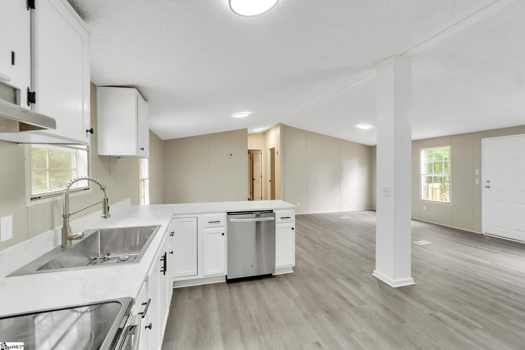 109 Wiley Road Liberty, SC 29657 - Photo 13 of 28