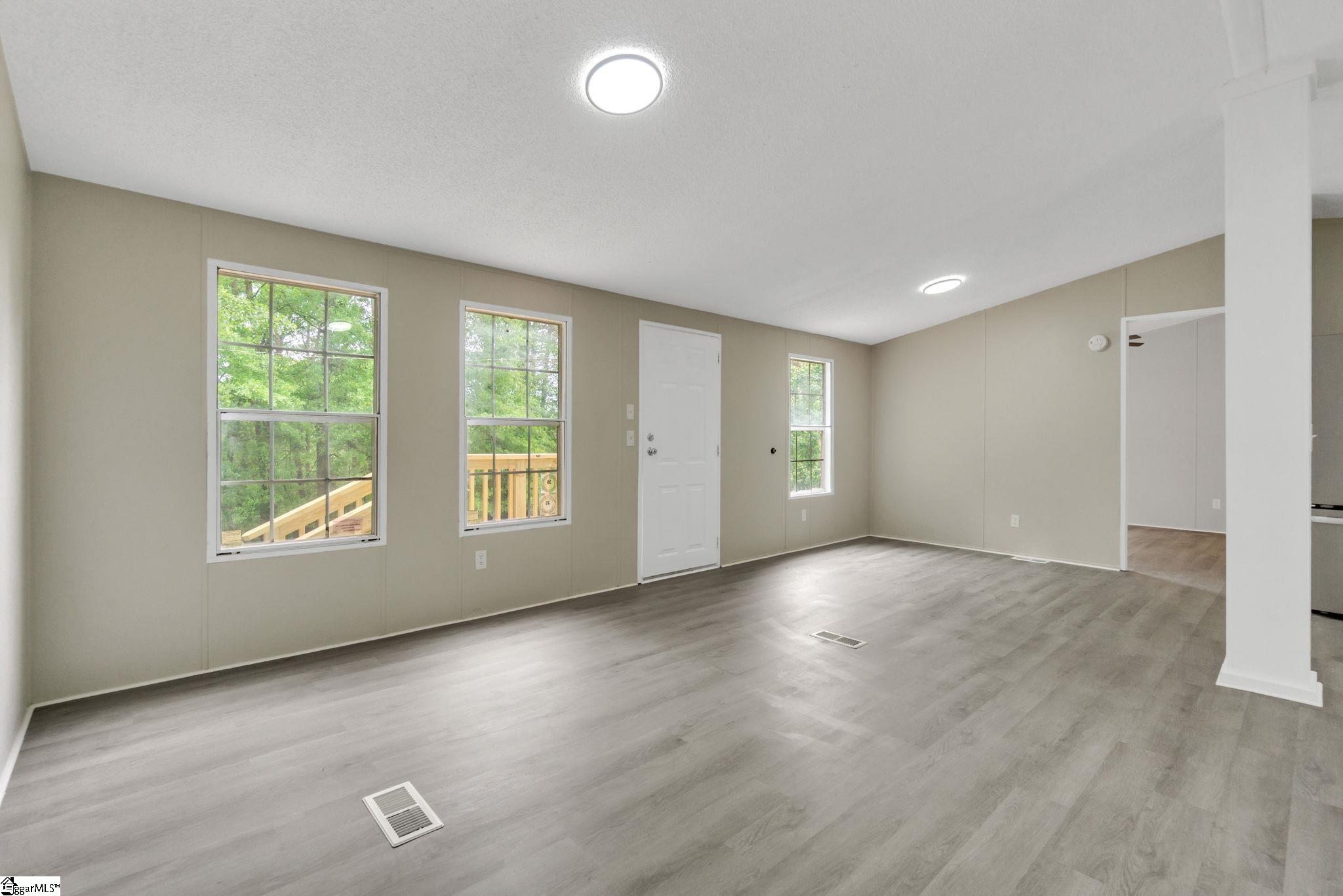 109 Wiley Road Liberty, SC 29657 - Photo 7 of 28