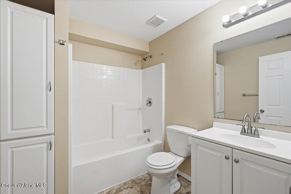 14425 Stevens Street Rathdrum, ID 83858 - Photo 22 of 30 Full Bathroom