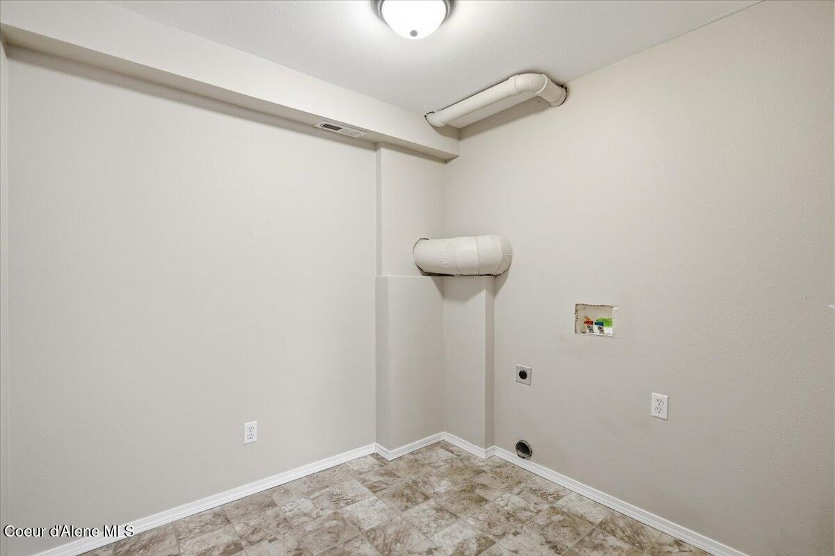 14425 Stevens Street Rathdrum, ID 83858 - Photo 25 of 30 Laundry Room