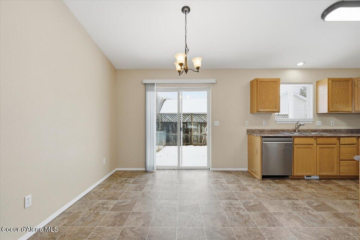 14425 Stevens Street Rathdrum, ID 83858 - Photo 7 of 30 Dining Area