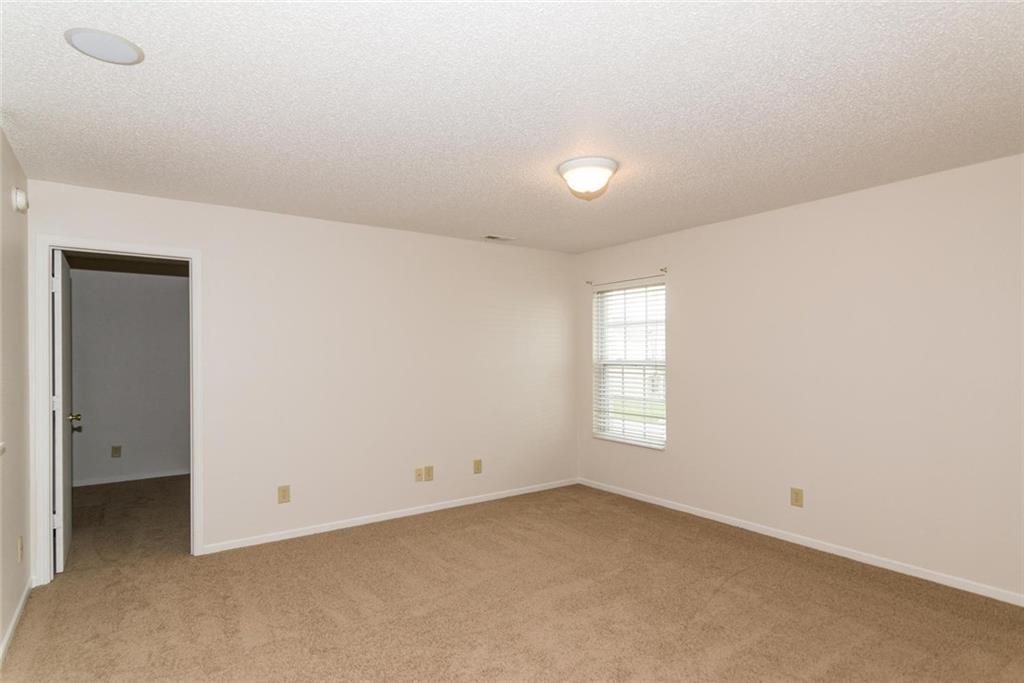 12726 White Rabbit Way Indianapolis, IN 46236 - Photo 12 of 21 Gallery Image 12