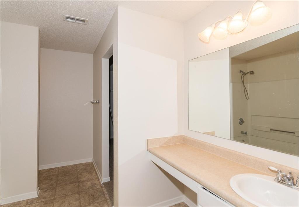 12726 White Rabbit Way Indianapolis, IN 46236 - Photo 16 of 21 Gallery Image 16