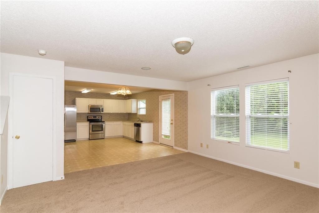 12726 White Rabbit Way Indianapolis, IN 46236 - Photo 5 of 21 Gallery Image 5