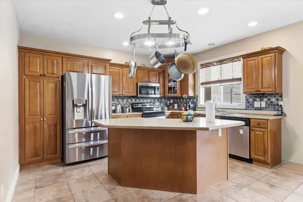 $510,000 | 2010 Strand Drive, Champaign, IL 61822