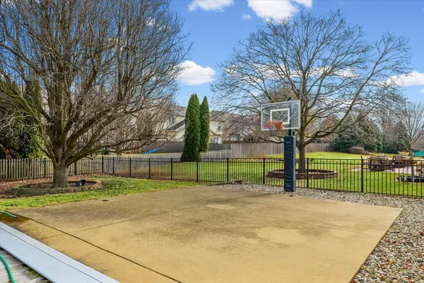 $525,000 | 2010 Strand Drive, Champaign, IL 61822