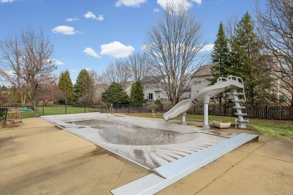 $510,000 | 2010 Strand Drive, Champaign, IL 61822